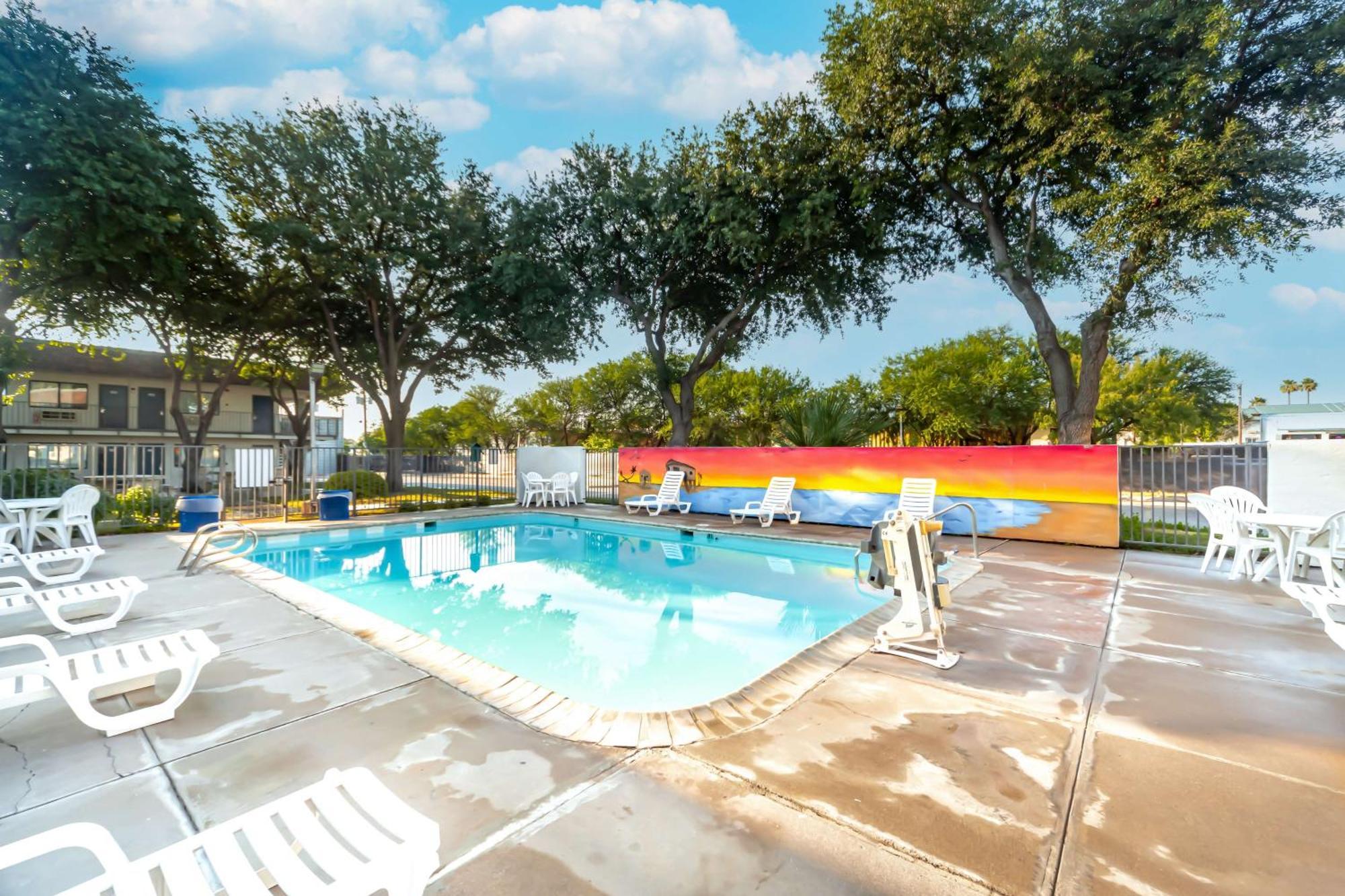 Motel 6-Del Rio, Tx Exteriör bild